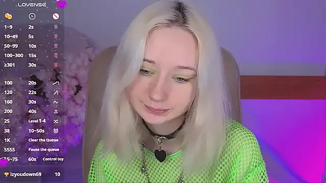 Snapshot of Katia_Kim chatting on December 2025 06:19:02 AM Katia Kim online show from December 2025 06:19:02 AM