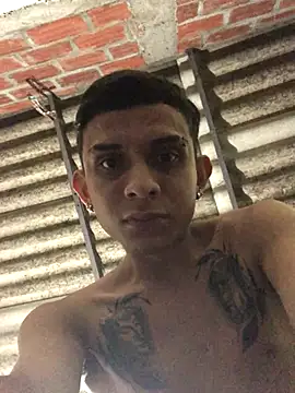 Snapshot of fran777775 chatting on December 2025 02:27:01 AM fran777775 online show from December 2025 02:27:01 AM