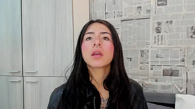 Mhelanny2 online show from January 2025 12:16:01 PM