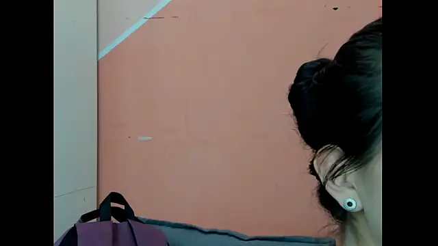 Mhelanny2 online show from October 2025 09:22:01 PM