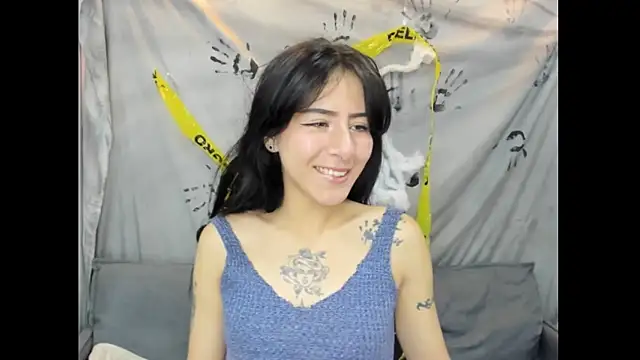 Mhelanny2 online show from October 2025 05:04:02 PM