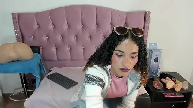 StefanyMiler online show from November 2025 08:07:02 PM