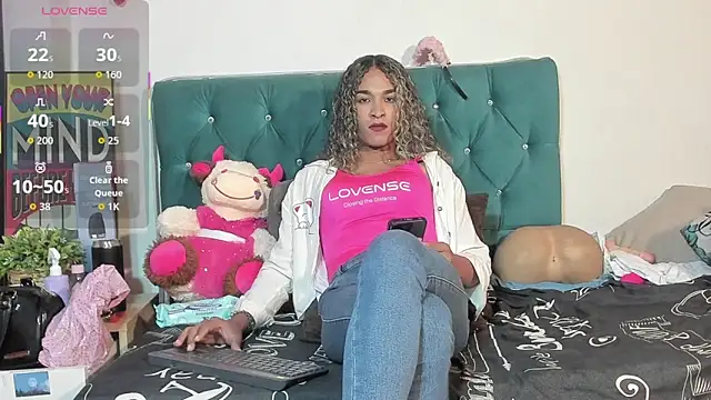 StefanyMiler online show from June 2026 07:27:02 PM