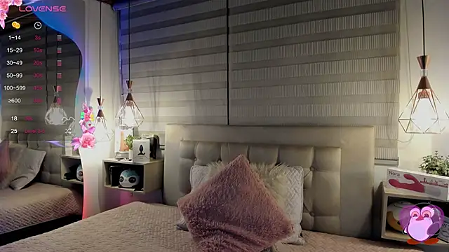 cristal  hot 1 online show from November 2025 04:56:01 AM