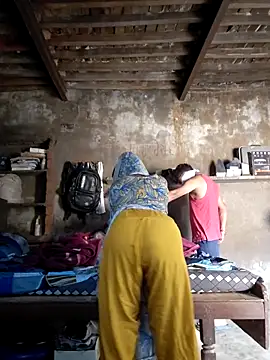 Snapshot of Fullyloadedvid chatting on December 2025 05:50:02 AM Fullyloadedvid online show from December 2025 05:50:02 AM