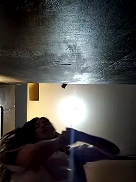 Snapshot of Sam_Sara chatting on February 2026 05:43:02 PM Sam Sara online show from February 2026 05:43:02 PM