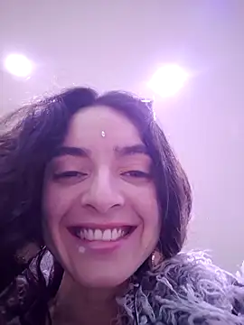Sam Sara online show from April 2026 08:11:01 PM