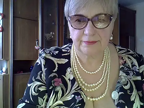 SweetCherry27 online show from February 2025 01:38:01 PM