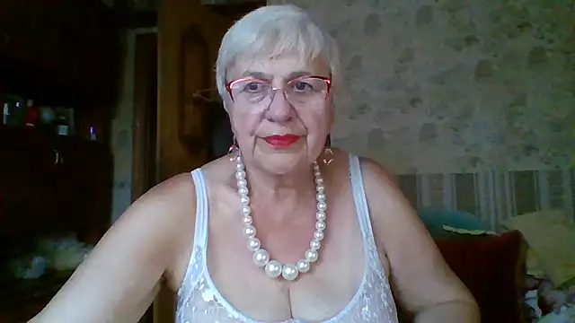 Snapshot of SweetCherry27 chatting on July 2026 04:33:01 PM SweetCherry27 online show from July 2026 04:33:01 PM