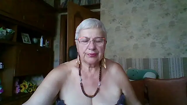 Snapshot of SweetCherry27 chatting on July 2026 09:27:01 AM SweetCherry27 online show from July 2026 09:27:01 AM