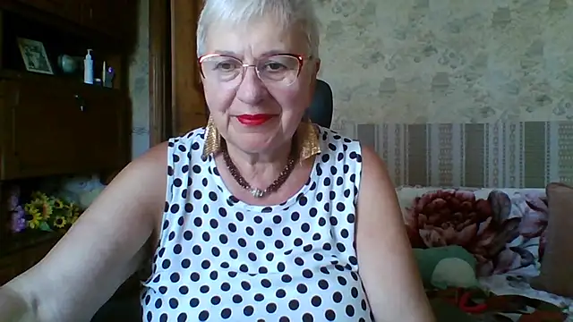 Snapshot of SweetCherry27 chatting on July 2026 10:47:01 AM SweetCherry27 online show from July 2026 10:47:01 AM