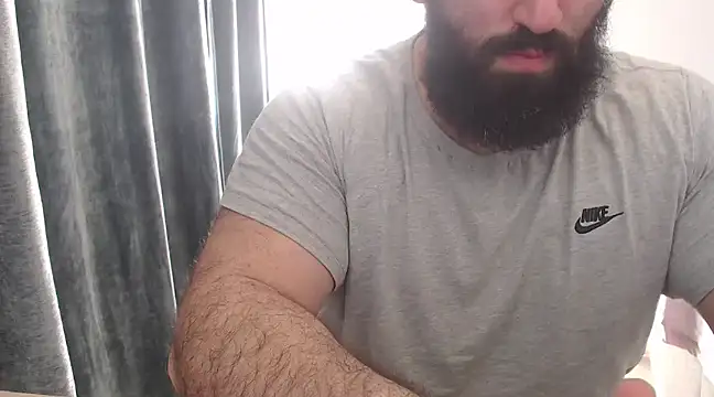 hugemachohandsome online show from March 2025 01:17:01 PM