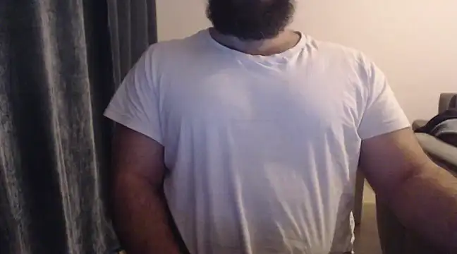 hugemachohandsome online show from March 2025 06:54:02 PM