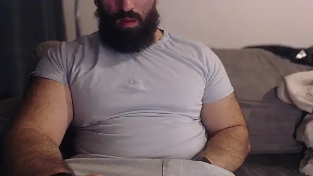 hugemachohandsome online show from December 2025 09:55:01 PM