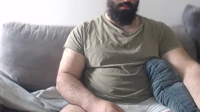 hugemachohandsome online show from May 2026 07:13:01 AM