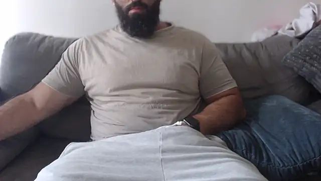 hugemachohandsome online show from June 2026 06:51:01 AM
