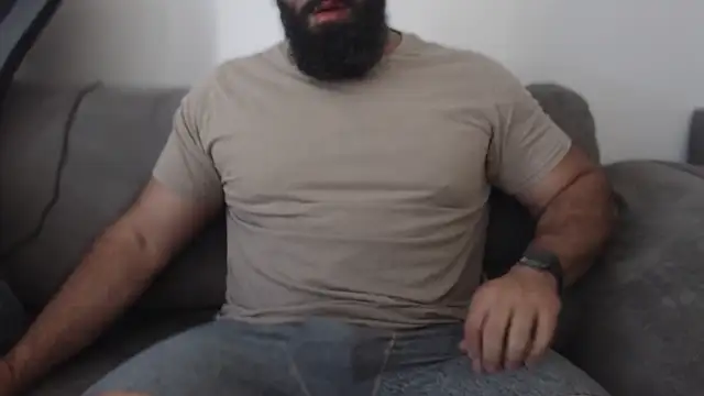 hugemachohandsome online show from June 2026 06:47:02 AM