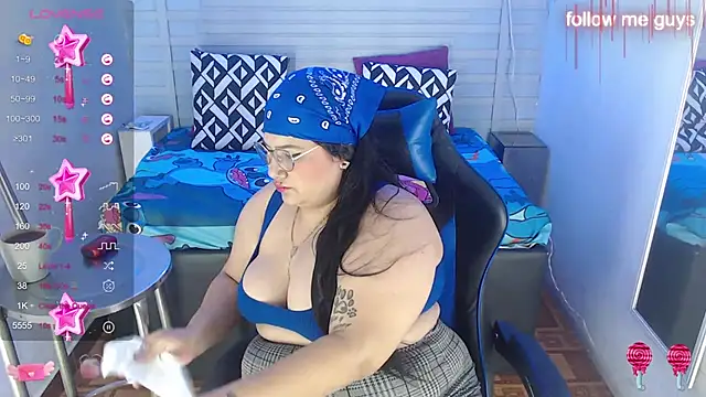 Snapshot of evelin_zaens chatting on February 2025 12:59:02 PM evelin zaens online show from February 2025 12:59:02 PM