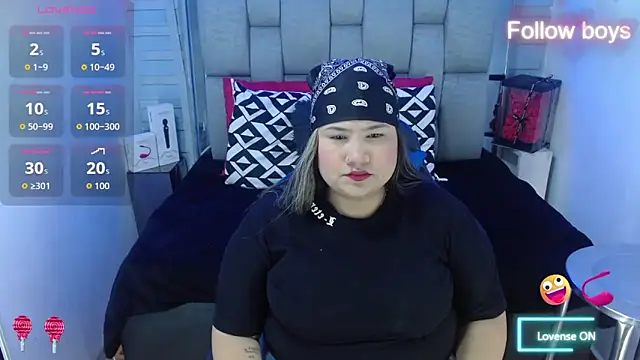 Snapshot of evelin_zaens chatting on October 2025 04:57:02 AM evelin zaens online show from October 2025 04:57:02 AM