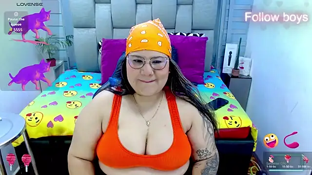 evelin zaens online show from February 2026 04:55:02 AM