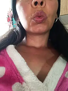 johannatb online show from March 2025 07:05:01 PM