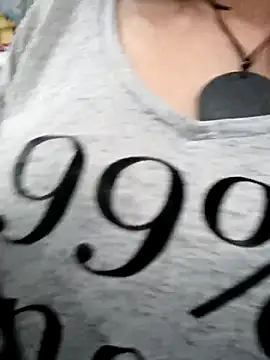 Snapshot of johannatb chatting on March 2026 04:47:01 PM johannatb online show from March 2026 04:47:01 PM