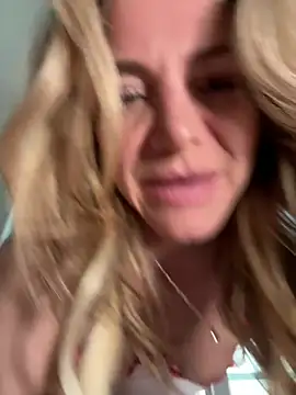 Snapshot of MessyNastyQueen chatting on February 2025 12:25:02 PM MessyNastyQueen online show from February 2025 12:25:02 PM