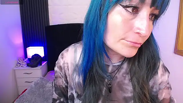 Snapshot of alicia_moom chatting on February 2025 07:31:02 PM alicia moom online show from February 2025 07:31:02 PM