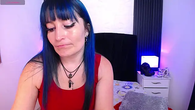 Snapshot of alicia_moom chatting on February 2025 08:42:02 PM alicia moom online show from February 2025 08:42:02 PM