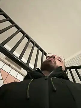 Snapshot of michele1500 chatting on December 2025 01:22:01 AM michele1500 online show from December 2025 01:22:01 AM