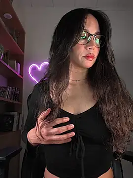 Snapshot of Naughty-Jessie chatting on May 2026 08:05:02 PM Naughty-Jessie online show from May 2026 08:05:02 PM