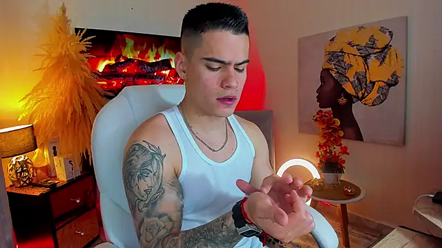 Matias Murrier online show from January 2025 12:02:01 PM