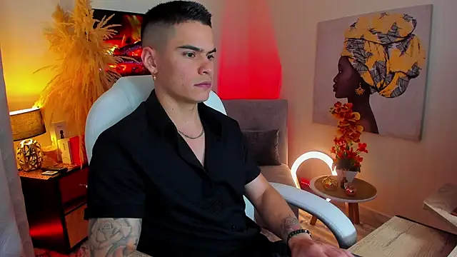 Matias Murrier online show from February 2025 02:59:02 PM