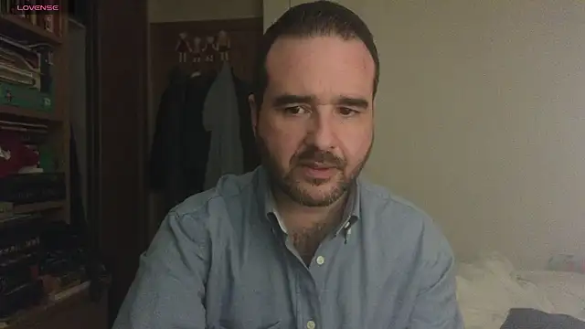 curiosillo83 online show from March 2025 10:24:01 PM