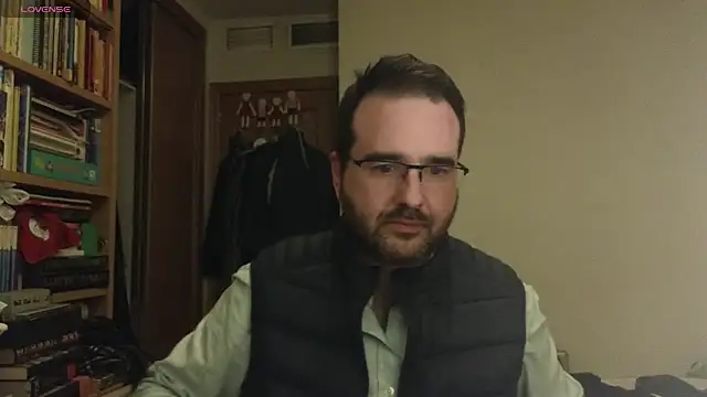 curiosillo83 online show from March 2025 10:24:02 PM