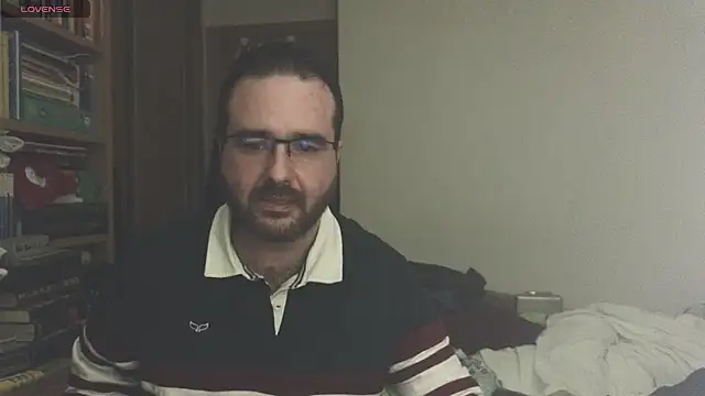 curiosillo83 online show from March 2025 11:17:01 PM