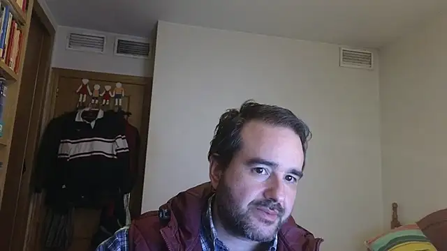 curiosillo83 online show from March 2026 03:23:02 PM