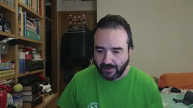 curiosillo83 online show from June 2026 08:39:02 AM