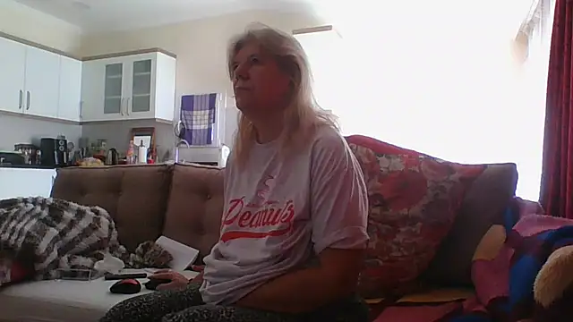 Snapshot of TrustfulVampire1 chatting on March 2025 09:51:02 AM TrustfulVampire1 online show from March 2025 09:51:02 AM