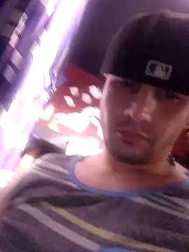 Baggin Straight Boys online show from July 2026 11:36:01 AM