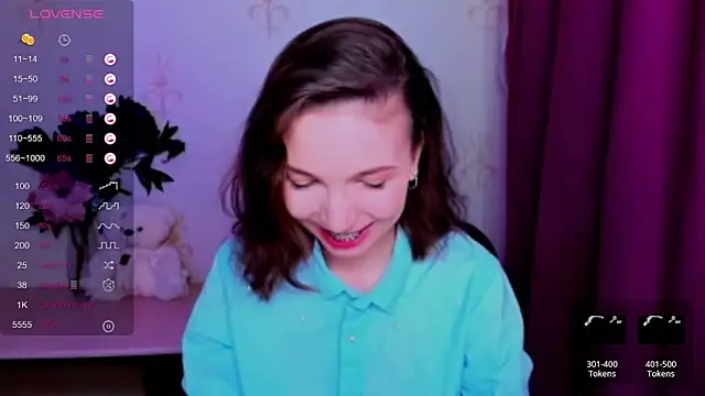KindHazelHere  online show from June 2026 04:25:01 AM