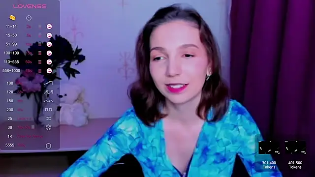 KindHazelHere  online show from June 2026 04:26:02 AM
