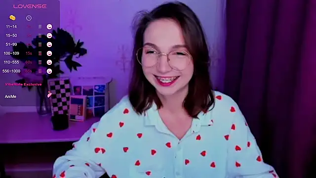 KindHazelHere  online show from June 2026 03:51:01 AM