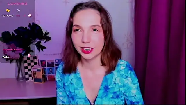 KindHazelHere  online show from July 2026 04:31:01 AM