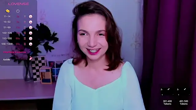 KindHazelHere  online show from July 2026 01:33:01 AM