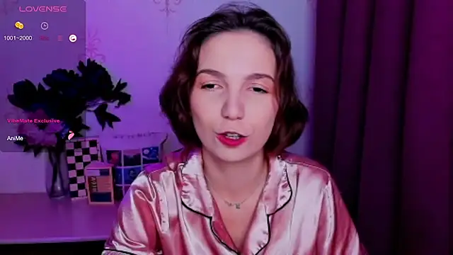 KindHazelHere  online show from July 2026 11:46:02 PM