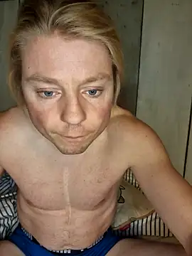 Tobias112cc online show from November 2025 08:10:01 PM