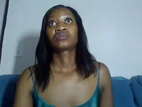 Snapshot of Hardnipples8 chatting on December 2024 11:25:02 PM Hardnipples8 online show from December 2024 11:25:02 PM