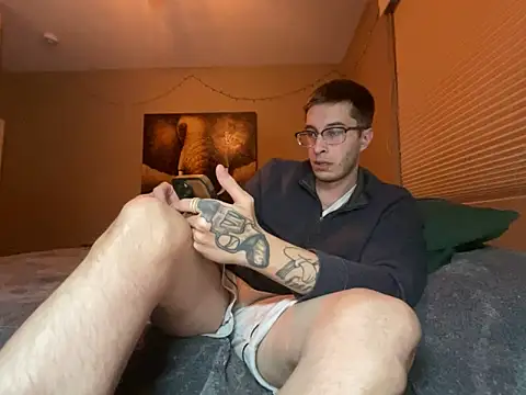 Snapshot of Bwcjoshbanks chatting on March 2026 03:41:02 AM Bwcjoshbanks online show from March 2026 03:41:02 AM