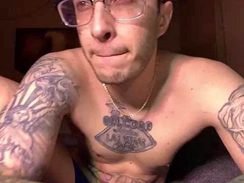 Snapshot of Bwcjoshbanks chatting on March 2026 04:40:01 AM Bwcjoshbanks online show from March 2026 04:40:01 AM